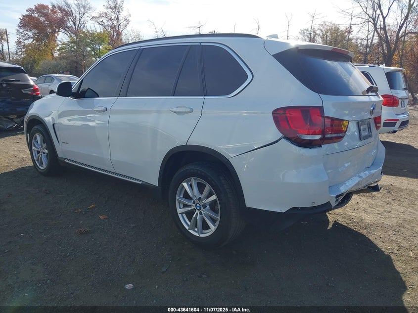 2015 BMW X5 VIN 5UXKR0C55F0K52520 IAAI salvage auction — FRONT & REAR, Salvage (Idaho), sold $225 on 2026-07-29 (photo 3)