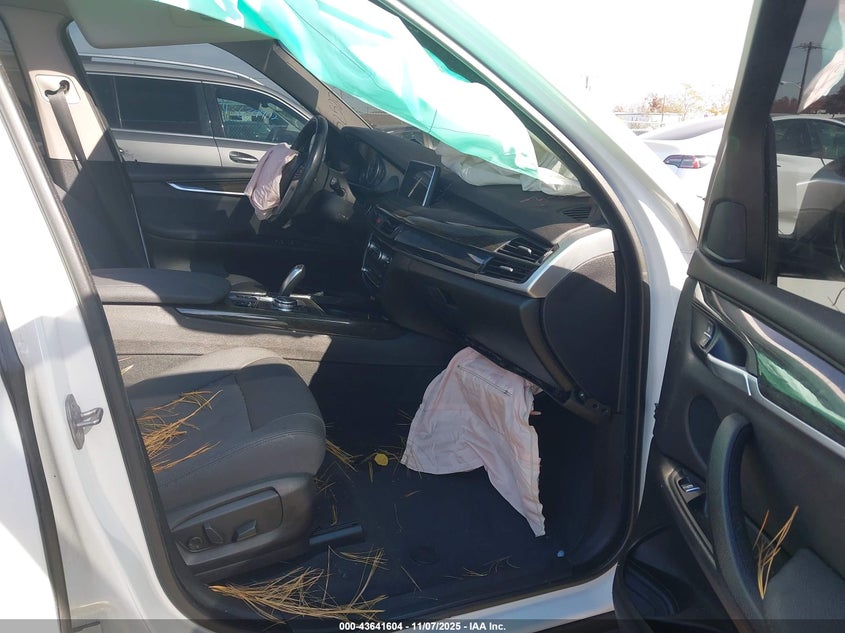 2015 BMW X5 VIN 5UXKR0C55F0K52520 IAAI salvage auction — FRONT & REAR, Salvage (Idaho), sold $225 on 2026-07-29 (photo 5)