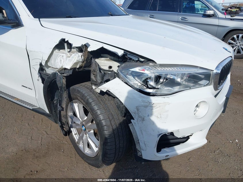 2015 BMW X5 VIN 5UXKR0C55F0K52520 IAAI salvage auction — FRONT & REAR, Salvage (Idaho), sold $225 on 2026-07-29 (photo 6)