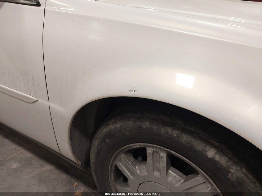 2005 Cadillac Deville VIN 1G6KD54Y45U196652 IAAI salvage auction — RIGHT FRONT, Bill Of Sale (Colorado), sold $275 on 2026-07-22 (photo 6)