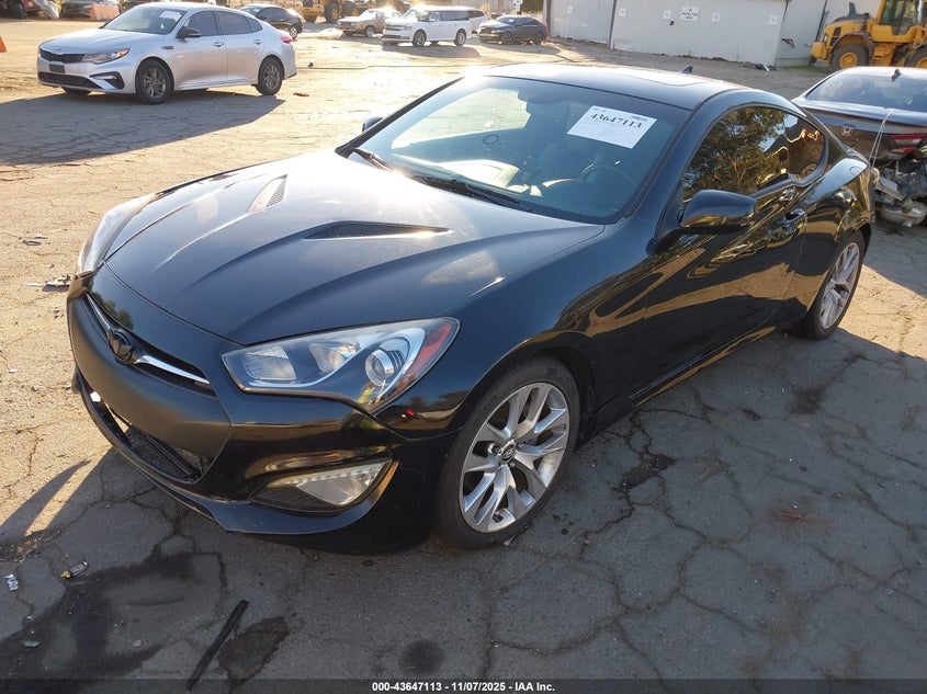 2014 Hyundai Genesis VIN KMHHT6KD9EU117097 IAAI salvage auction — RIGHT SIDE, Clear Salvage History (California), sold $1,100 on 2026-07-21 (photo 2)