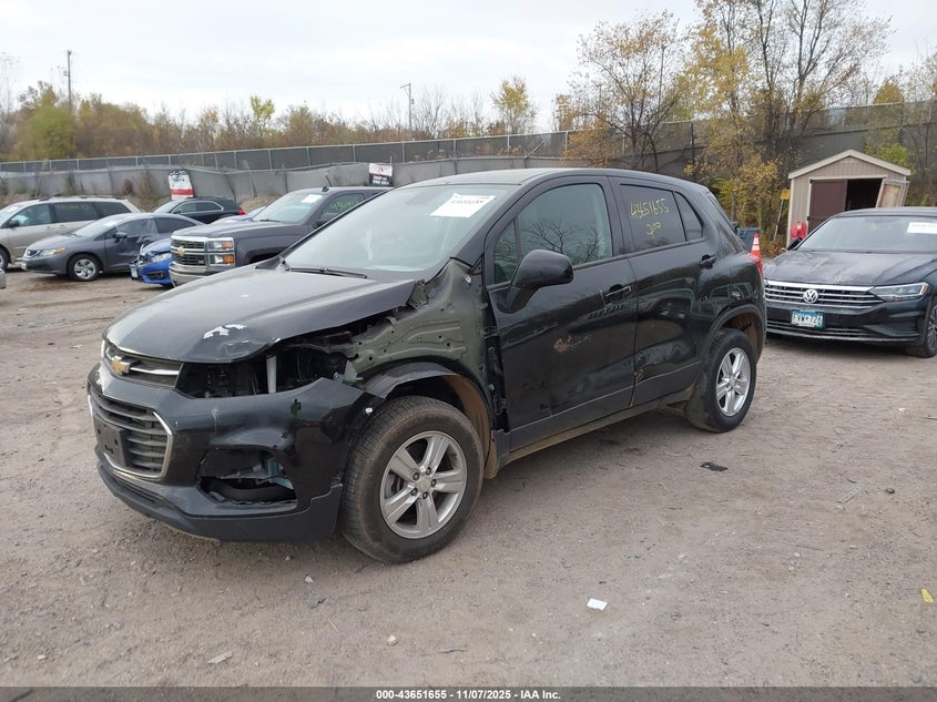 2021 Chevrolet Trax VIN KL7CJNSB9MB360526 IAAI salvage auction — LEFT SIDE, Salvage (Minnesota), sold $1,300 on 2026-07-22 (photo 2)
