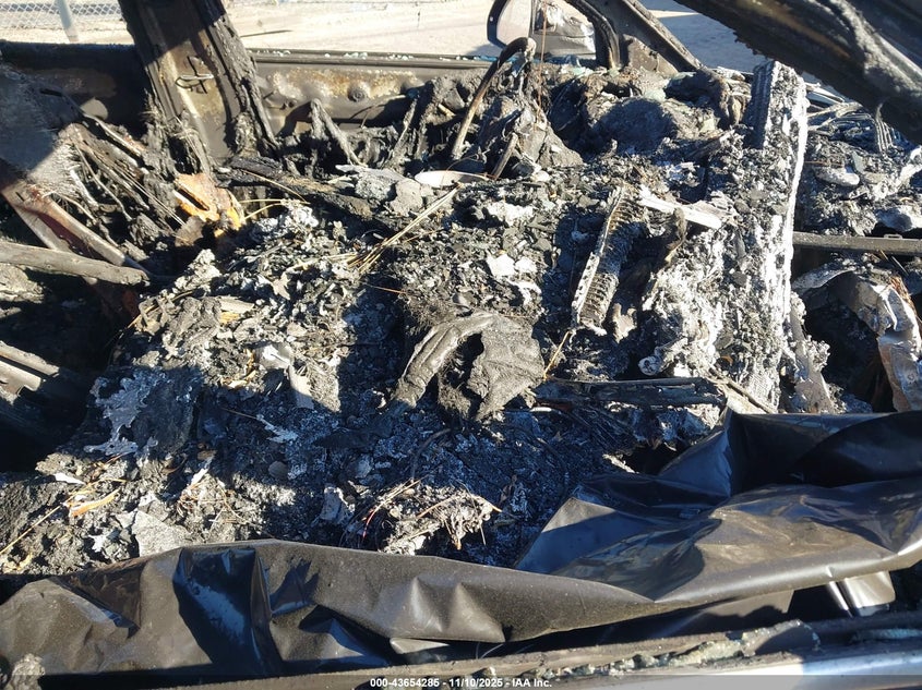 2023 Audi Q5 VIN WA1GAAFY8P2056730 IAAI salvage auction — ENGINE BURN, Other, sold $150 on 2026-07-07 (photo 5)