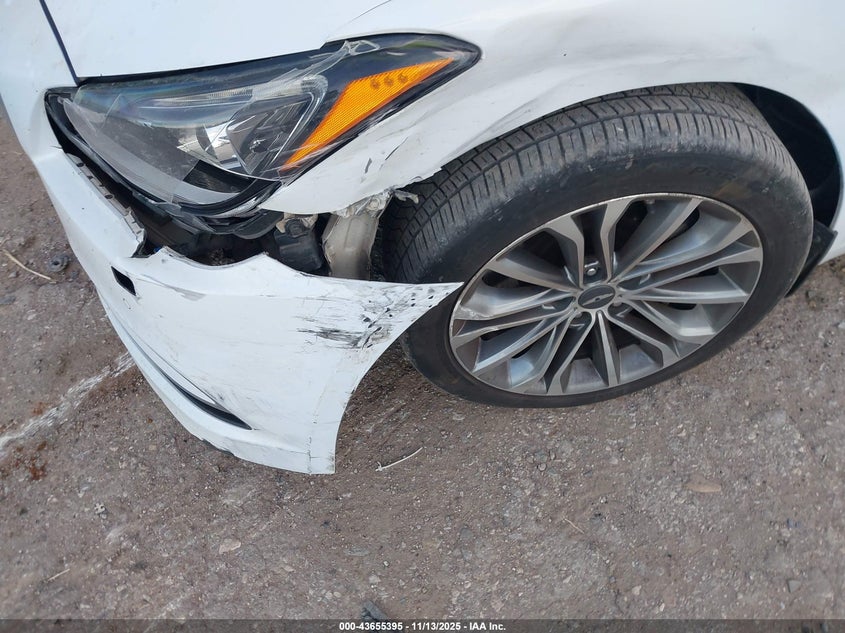 2015 Hyundai Genesis VIN KMHGN4JE7FU085238 IAAI salvage auction — FRONT END, Clear (Oklahoma), sold $1,050 on 2026-07-29 (photo 6)