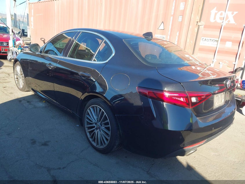 2017 Alfa romeo Giulia VIN ZARFAECN0H7528237 IAAI salvage auction — UNKNOWN, Salvage (California), sold $1,550 on 2026-07-29 (photo 3)