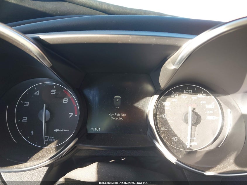 2017 Alfa romeo Giulia VIN ZARFAECN0H7528237 IAAI salvage auction — UNKNOWN, Salvage (California), sold $1,550 on 2026-07-29 (photo 7)