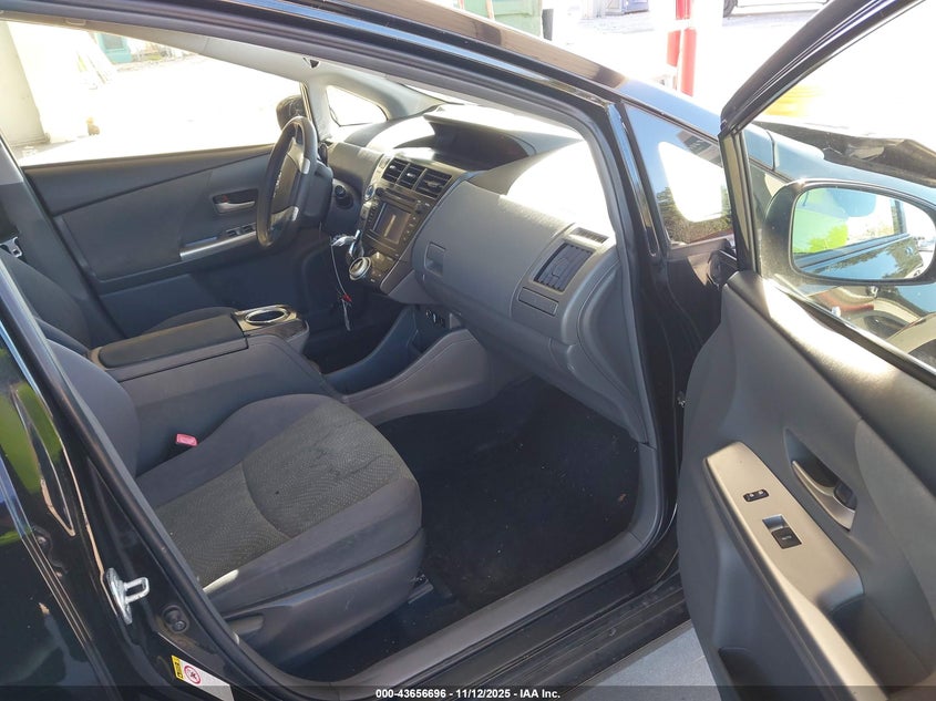 2012 Toyota Prius v VIN JTDZN3EU7C3079174 IAAI salvage auction — FRONT END, Other, sold $1,300 on 2026-07-15 (photo 5)