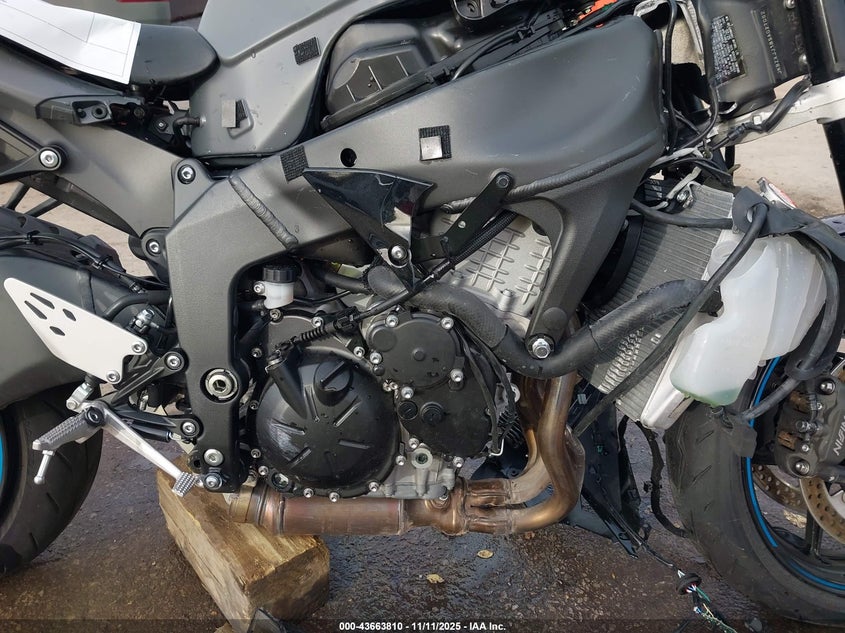 2025 Kawasaki Zx636 VIN JKBZXJJ18SA027062 IAAI salvage auction — ROLLOVER, Other, sold $650 on 2026-07-29 (photo 8)