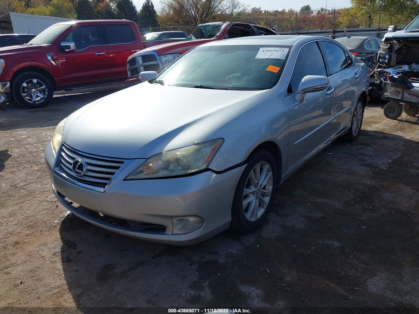 2011 Lexus ES VIN JTHBK1EG4B2431705 IAAI salvage auction — RIGHT REAR, Salvage (New Mexico), sold $900 on 2026-07-29 (photo 2)