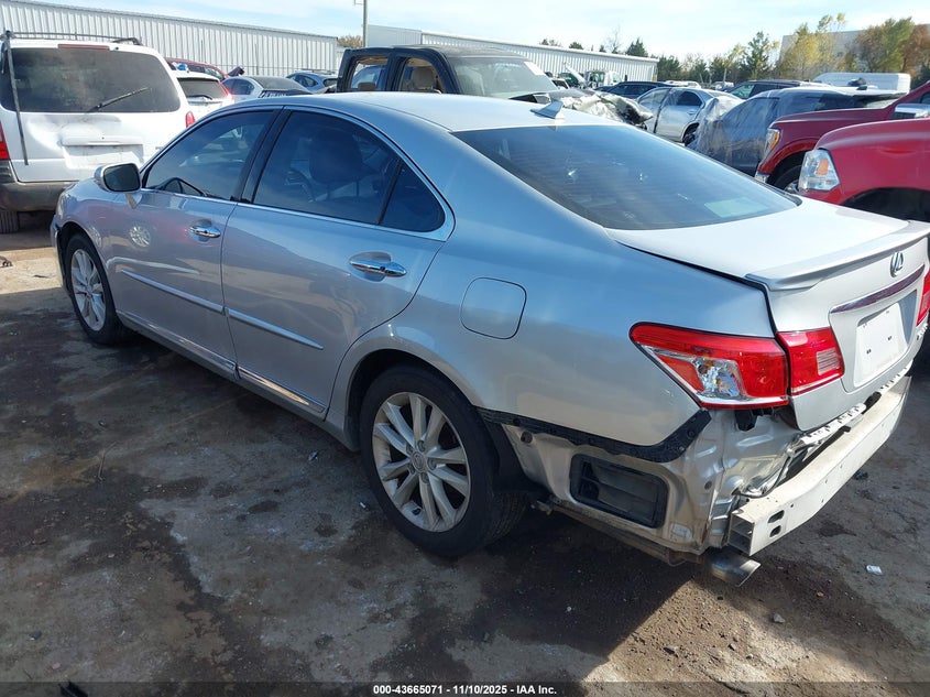 2011 Lexus ES VIN JTHBK1EG4B2431705 IAAI salvage auction — RIGHT REAR, Salvage (New Mexico), sold $900 on 2026-07-29 (photo 3)