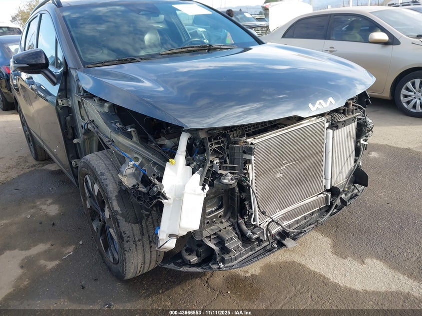 2024 Kia Sportage hybrid VIN KNDPYDDH3R7163177 IAAI salvage auction — RIGHT FRONT, Other, sold $10,600 on 2026-07-22 (photo 6)