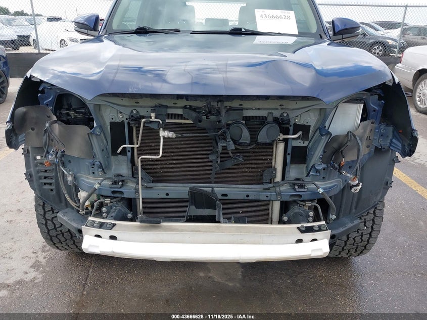 2023 Toyota 4runner VIN JTEFU5JR0P5292010 IAAI salvage auction — FRONT END, Original (Texas), sold $18,250 on 2026-07-16 (photo 6)