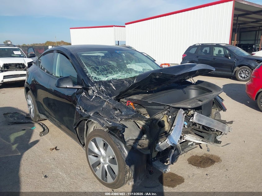 2023 Tesla Model y VIN 7SAYGDEE9PA151523 IAAI salvage auction — FRONT END, Salvage (Texas), sold $6,500 on 2026-07-16 (photo 1)