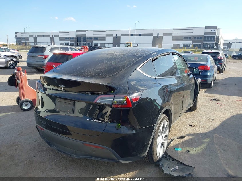 2023 Tesla Model y VIN 7SAYGDEE9PA151523 IAAI salvage auction — FRONT END, Salvage (Texas), sold $6,500 on 2026-07-16 (photo 4)