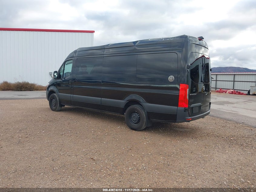 2024 Mercedes-benz Sprinter VIN W1Z4NGHY3RT181443 IAAI salvage auction — ROOF, Salvage Title, sold $30,200 on 2026-07-06 (photo 3)