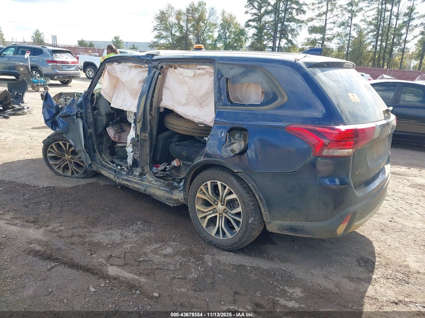 2017 Mitsubishi Outlander VIN JA4AD2A32HZ013248 IAAI salvage auction — ROLLOVER, Salvage Title, sold $100 on 2026-07-16 (photo 3)