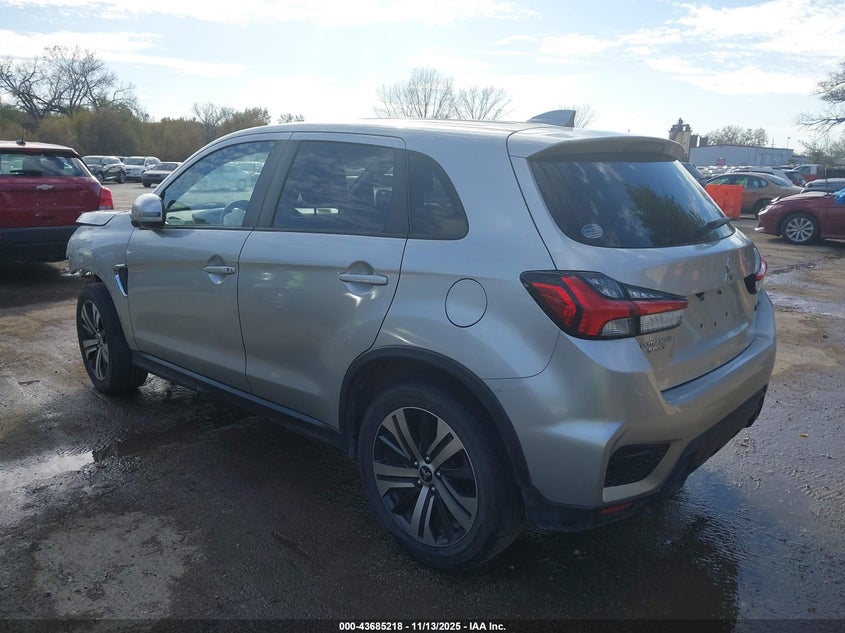 2020 Mitsubishi Outlander VIN JA4AP4AU4LU030151 IAAI salvage auction — FRONT END, Salvage (Missouri), sold $1,650 on 2026-07-31 (photo 3)