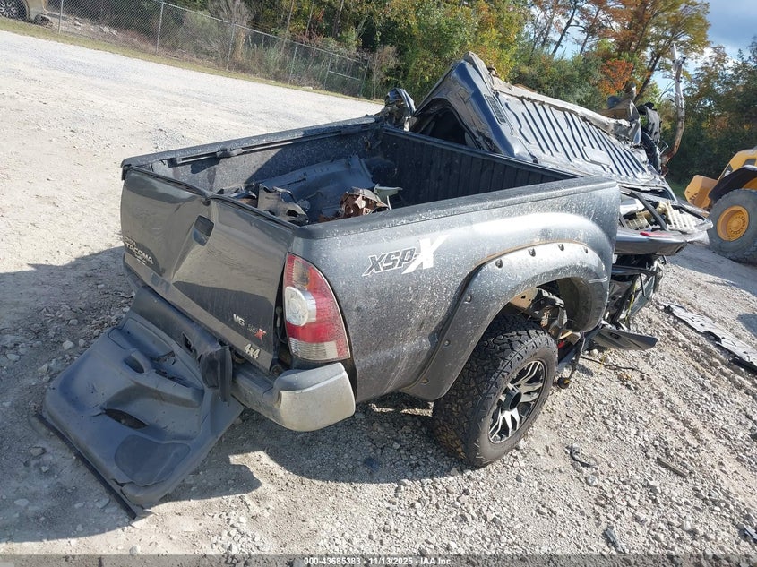 2014 Toyota Tacoma VIN 5TFLU4EN3EX090546 IAAI salvage auction — BIO HAZARD, Salvage Title, sold $250 on 2026-07-10 (photo 4)