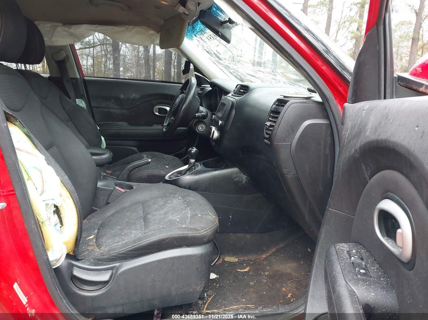 2015 Kia Soul VIN KNDJP3A58F7790076 IAAI salvage auction — ALL OVER, Salvage Title, sold $25 on 2026-07-28 (photo 5)
