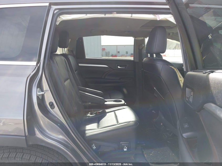2015 Toyota Highlander VIN 5TDJKRFH6FS191946 IAAI salvage auction — FRONT END, Other, sold $3,800 on 2026-07-23 (photo 8)