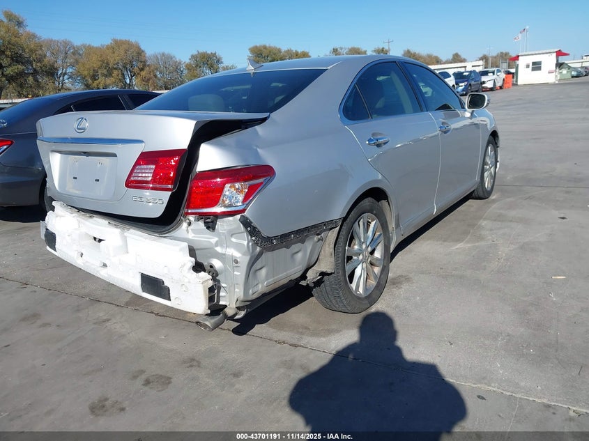 2011 Lexus ES VIN JTHBK1EG8B2461435 IAAI salvage auction — REAR END, Original (Texas), sold $675 on 2026-07-21 (photo 4)