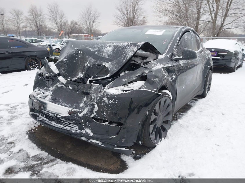 2025 Tesla Model y VIN 7SAYGDEF2SA338622 IAAI salvage auction — FRONT END, Salvage (New Jersey), sold $10,050 on 2026-07-13 (photo 2)