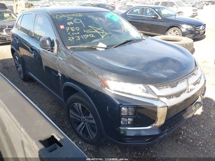 2021 Mitsubishi Outlander VIN JA4ARUAU0MU021104 IAAI salvage auction — FRONT & REAR, Salvage Title, sold $1,450 on 2026-07-21 (photo 1)