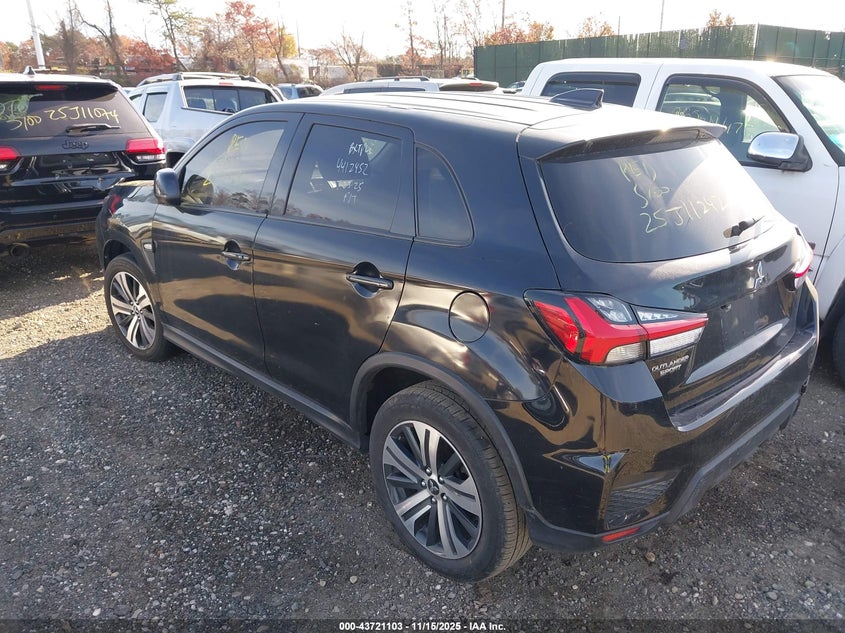 2021 Mitsubishi Outlander VIN JA4ARUAU0MU021104 IAAI salvage auction — FRONT & REAR, Salvage Title, sold $1,450 on 2026-07-21 (photo 3)