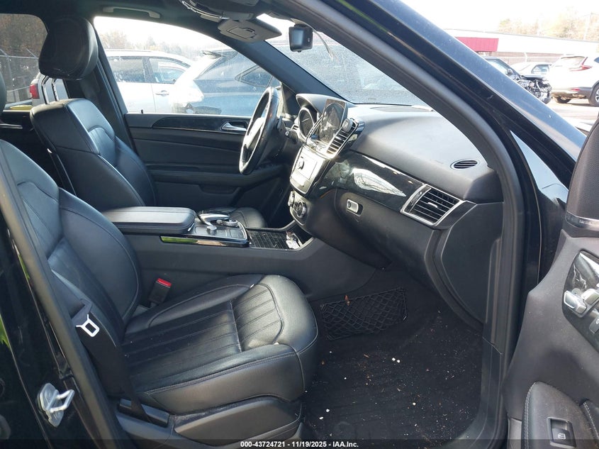 2013 Mercedes-benz Glk-klasse VIN WDCGG5HB2DG102341 IAAI salvage auction — RIGHT SIDE, Salvage Title, sold $2,450 on 2026-07-09 (photo 5)