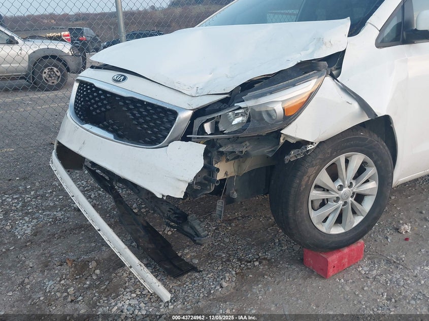 2016 Kia SEDONA VIN KNDMB5C18G6103705 IAAI salvage auction — FRONT END, Salvage (Arkansas), sold $225 on 2026-07-30 (photo 6)