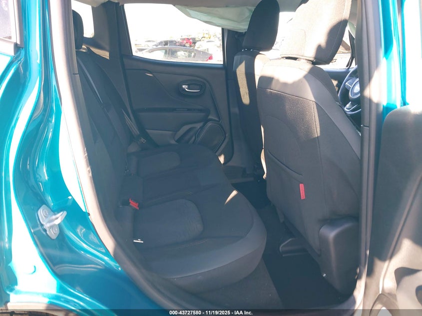 2021 Jeep Renegade VIN ZACNJDC14MPN23954 IAAI salvage auction — ROLLOVER, Salvage Title, sold $2,500 on 2026-07-29 (photo 8)