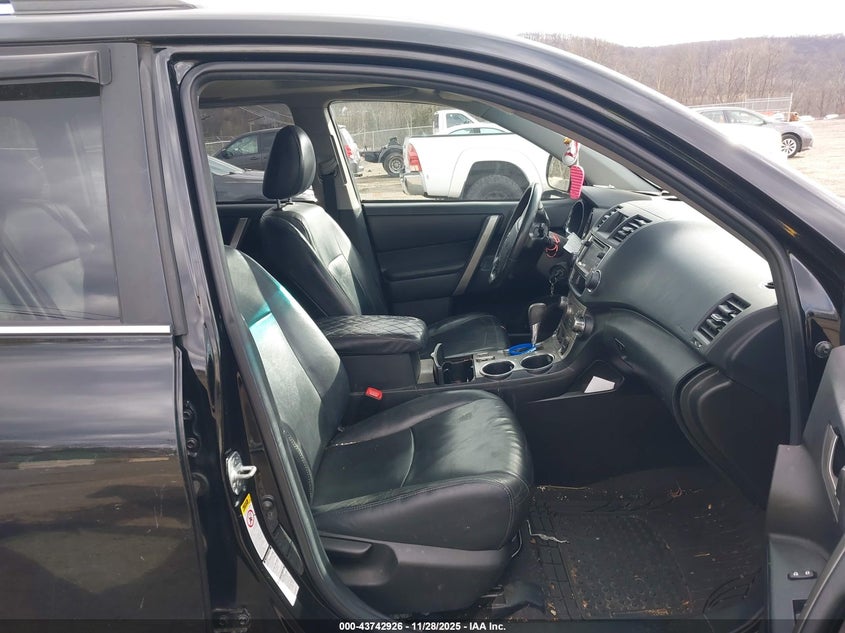 2013 Toyota Highlander VIN 5TDBK3EH5DS208798 IAAI salvage auction — LEFT & RIGHT, Other, sold $2,950 on 2026-07-16 (photo 5)