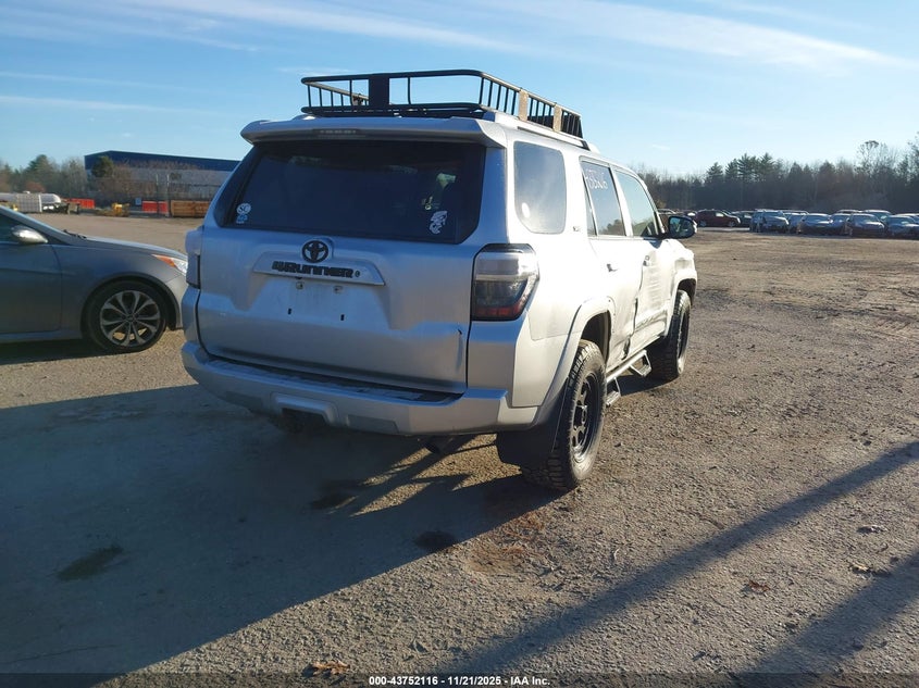 2014 Toyota 4runner VIN JTEBU5JR4E5182444 IAAI salvage auction — RIGHT SIDE, Salvage Title, sold $9,300 on 2026-07-06 (photo 4)