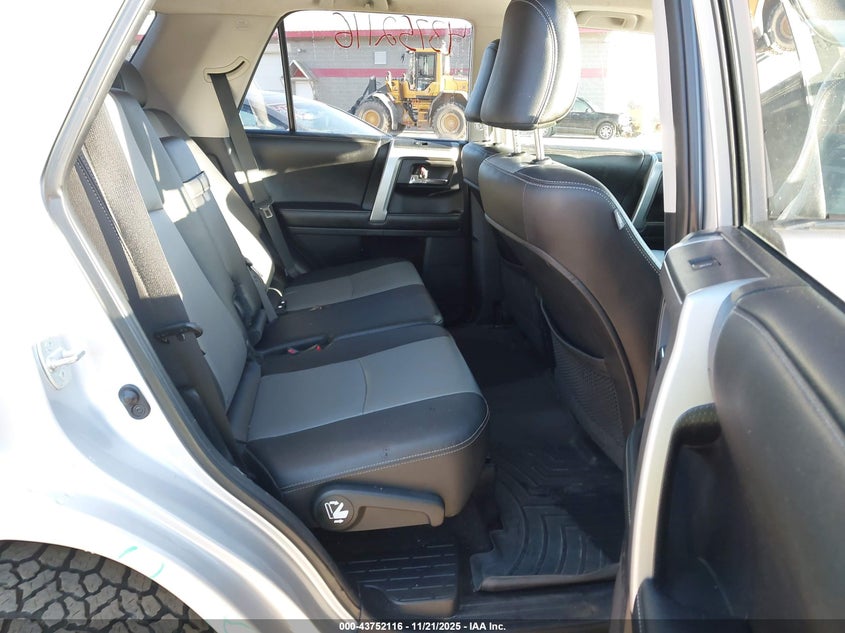 2014 Toyota 4runner VIN JTEBU5JR4E5182444 IAAI salvage auction — RIGHT SIDE, Salvage Title, sold $9,300 on 2026-07-06 (photo 8)