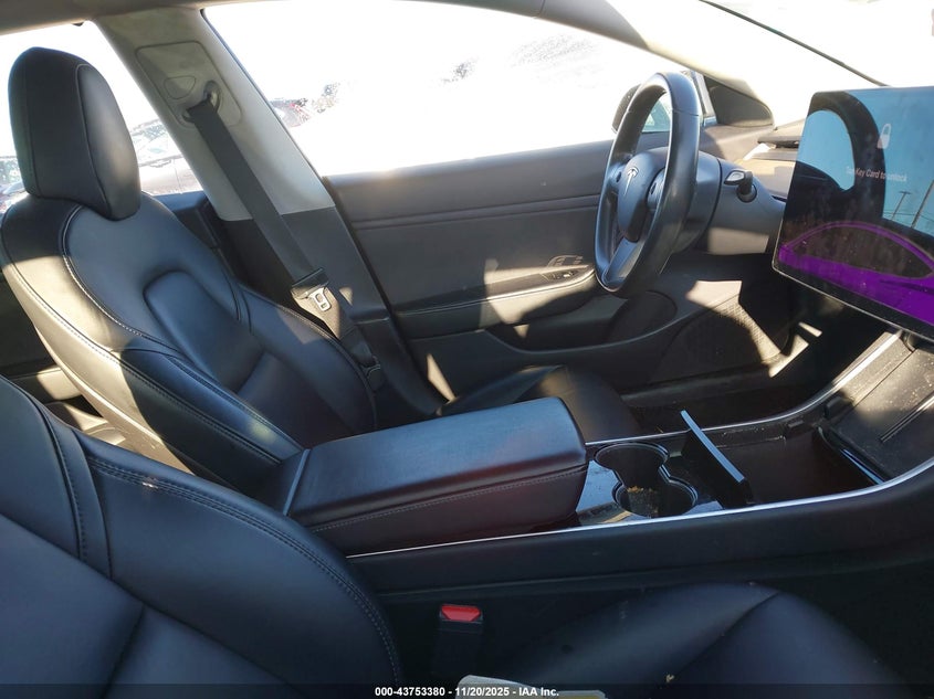 2019 Tesla Model 3 VIN 5YJ3E1EA9KF300520 IAAI salvage auction — NORMAL WEAR, Other, sold $4,250 on 2026-07-15 (photo 5)