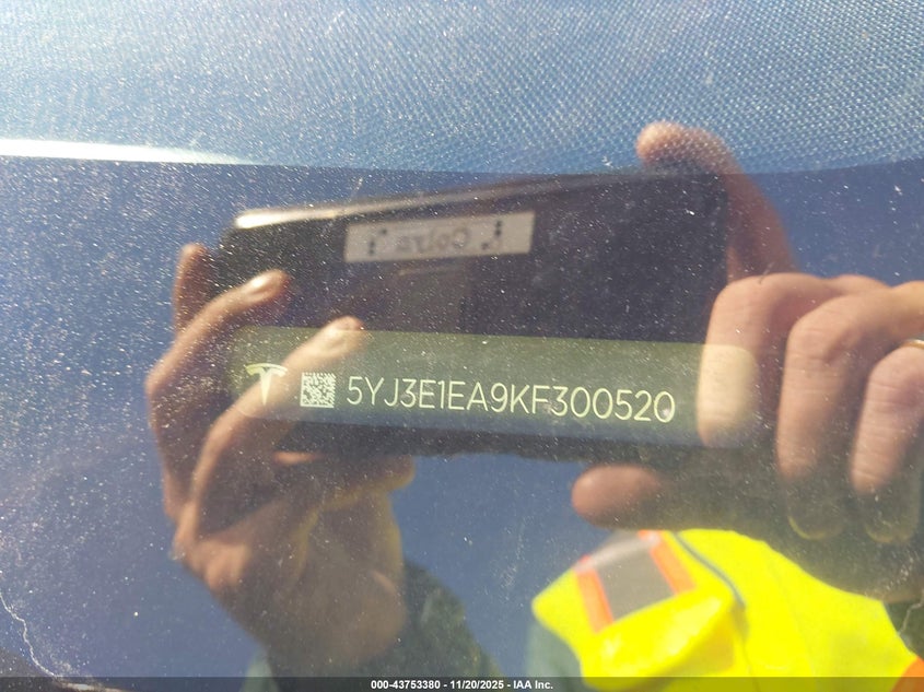 2019 Tesla Model 3 VIN 5YJ3E1EA9KF300520 IAAI salvage auction — NORMAL WEAR, Other, sold $4,250 on 2026-07-15 (photo 9)