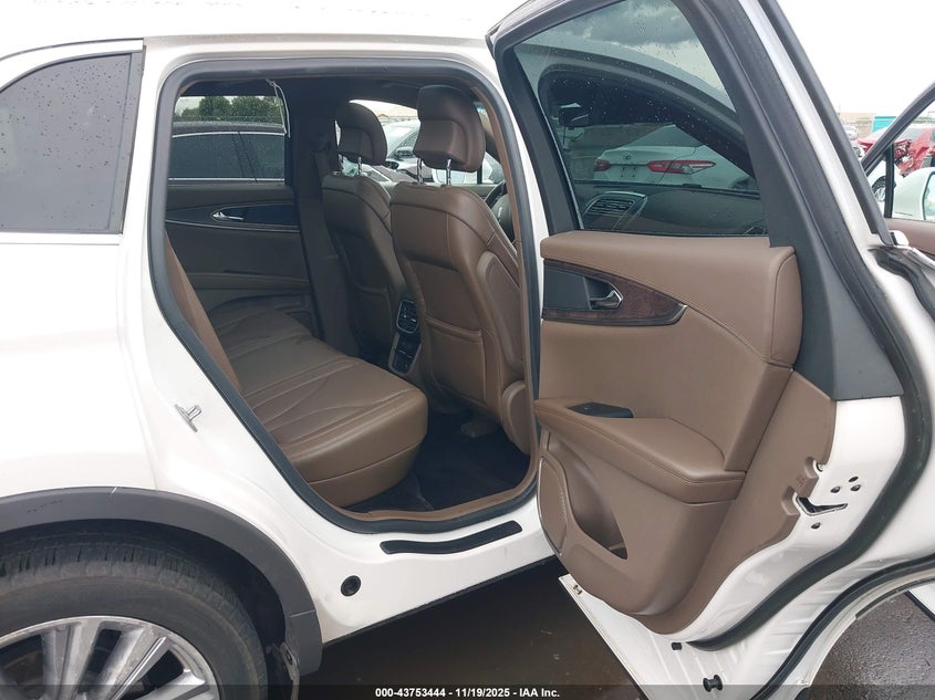 2016 Lincoln Mkx VIN 2LMTJ8LP3GBL22268 IAAI salvage auction — RIGHT FRONT, Other, sold $4,875 on 2026-09-22 (photo 8)
