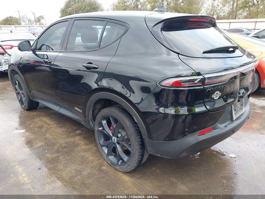 2024 Dodge Hornet VIN ZACNDFAN9R3A36887 IAAI salvage auction — RIGHT FRONT, Original (Texas), sold $7,200 on 2026-07-28 (photo 3)