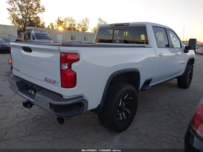 2021 Chevrolet Silverado 2500 VIN 1GC4YNEYXMF142526 IAAI salvage auction — THEFT, Salvage (California), sold $15,100 on 2026-07-29 (photo 4)
