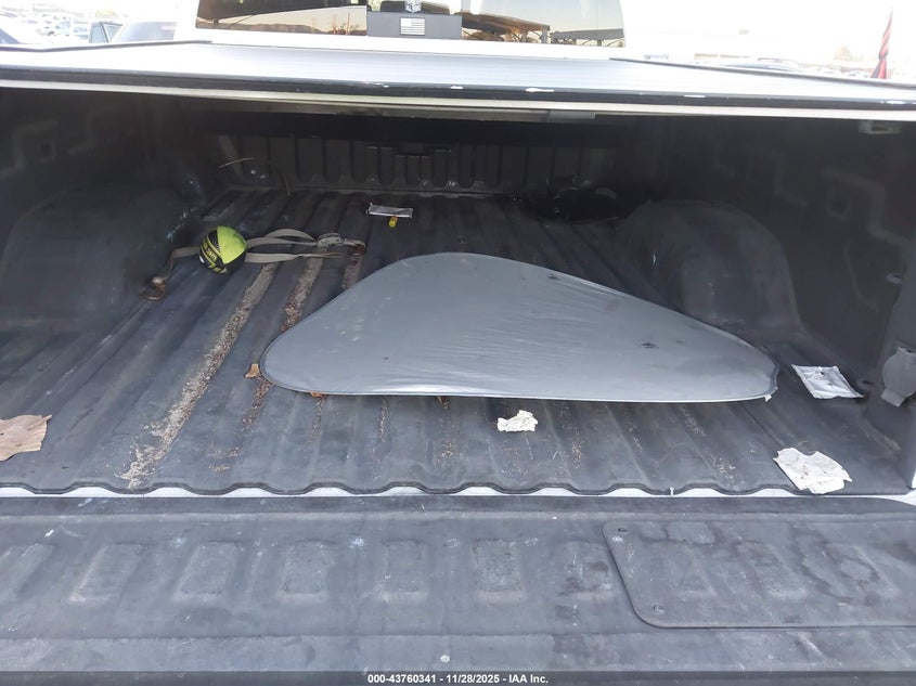 2021 Chevrolet Silverado 2500 VIN 1GC4YNEYXMF142526 IAAI salvage auction — THEFT, Salvage (California), sold $15,100 on 2026-07-29 (photo 6)