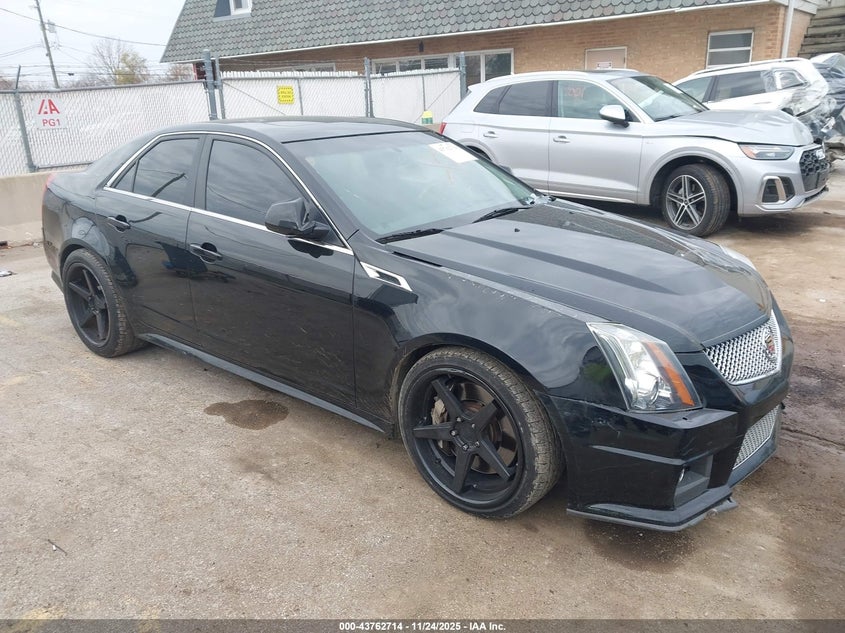 2009 Cadillac Cts VIN 1G6DN57P690155204 IAAI salvage auction — THEFT, Salvage (Illinois), sold $9,100 on 2026-07-21 (photo 1)