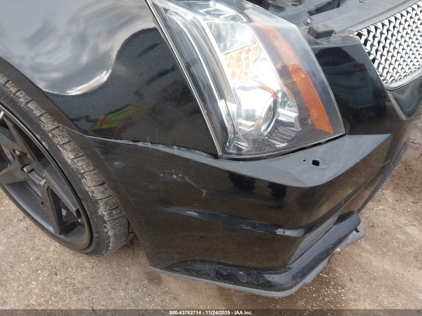 2009 Cadillac Cts VIN 1G6DN57P690155204 IAAI salvage auction — THEFT, Salvage (Illinois), sold $9,100 on 2026-07-21 (photo 6)