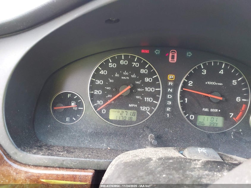 2003 Subaru Outback VIN 4S3BH675637620000 IAAI salvage auction — FRONT & REAR, Salvage (Utah), sold $275 on 2026-07-09 (photo 7)
