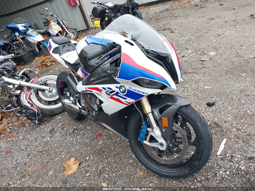 2022 BMW S 1000 VIN WB10E2303N6F20951 — IAAI salvage auction photo