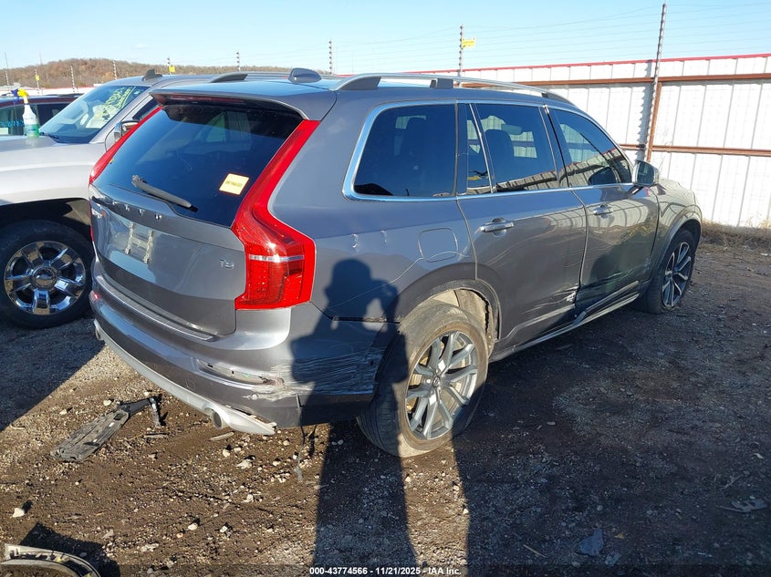 2019 Volvo Xc90 VIN YV4102CK4K1452038 IAAI salvage auction — SIDE, Clear (Oklahoma), sold $5,300 on 2026-08-06 (photo 4)