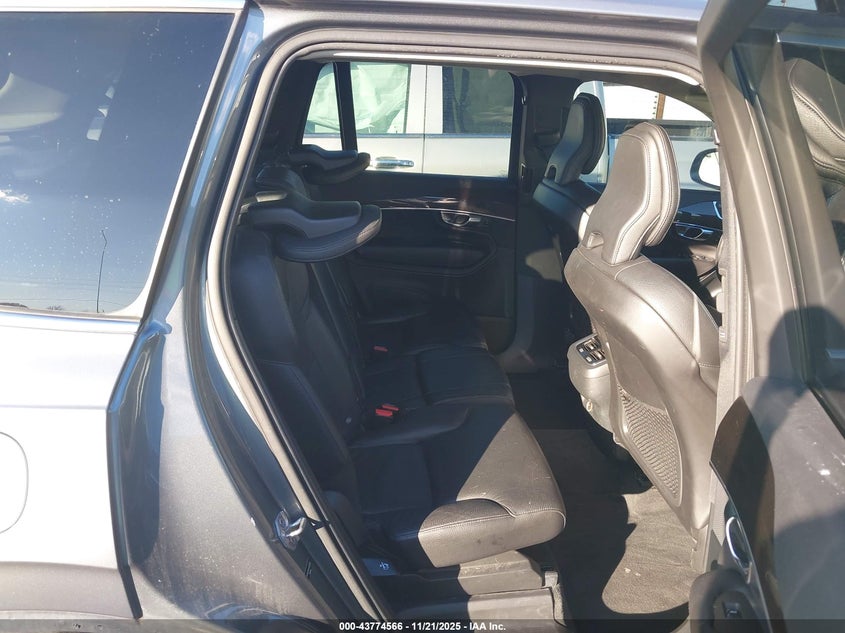 2019 Volvo Xc90 VIN YV4102CK4K1452038 IAAI salvage auction — SIDE, Clear (Oklahoma), sold $5,300 on 2026-08-06 (photo 8)