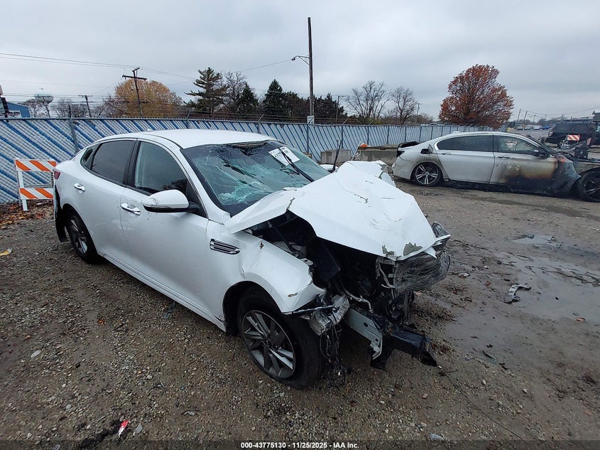2019 Kia Optima VIN 5XXGT4L33KG307828 IAAI salvage auction — FRONT END, Salvage (Texas), sold $100 on 2026-07-21 (photo 1)