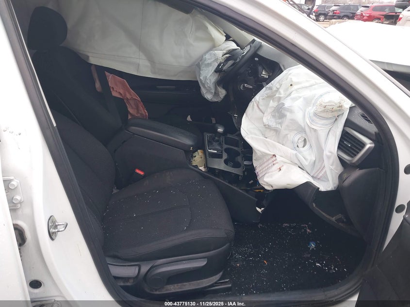 2019 Kia Optima VIN 5XXGT4L33KG307828 IAAI salvage auction — FRONT END, Salvage (Texas), sold $100 on 2026-07-21 (photo 5)