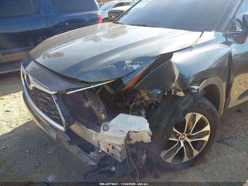 2021 Toyota Highlander VIN 5TDHZRAH5MS532462 IAAI salvage auction — LEFT FRONT, Salvage (Georgia), sold $14,500 on 2026-07-07 (photo 6)