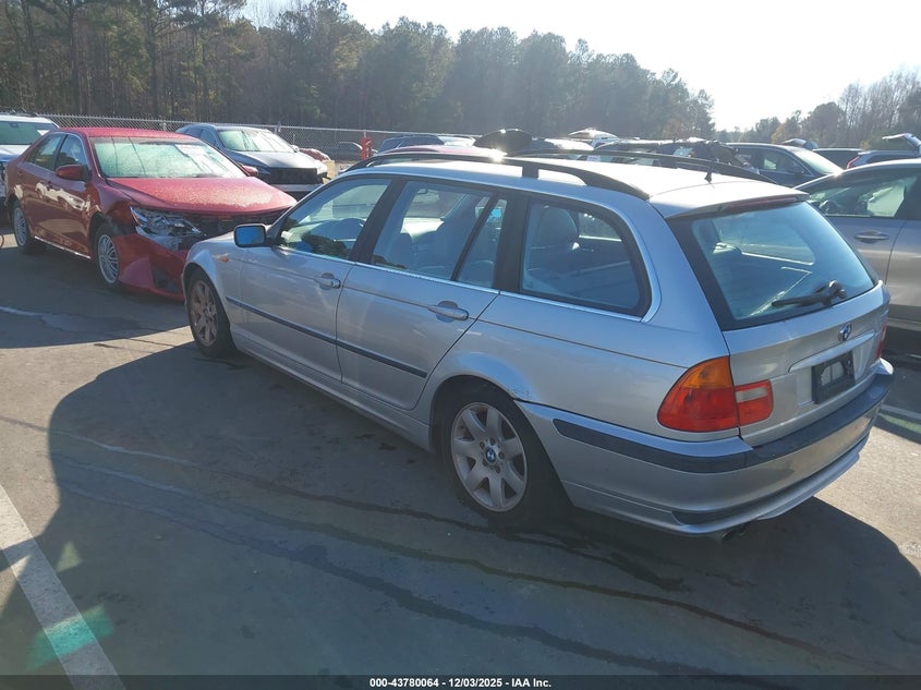 2002 BMW 3er VIN WBAEP33442PF01145 IAAI salvage auction — LEFT & RIGHT, Parts Only - Bill Of Sale (North Carolina), sold $450 on 2026-07-08 (photo 3)